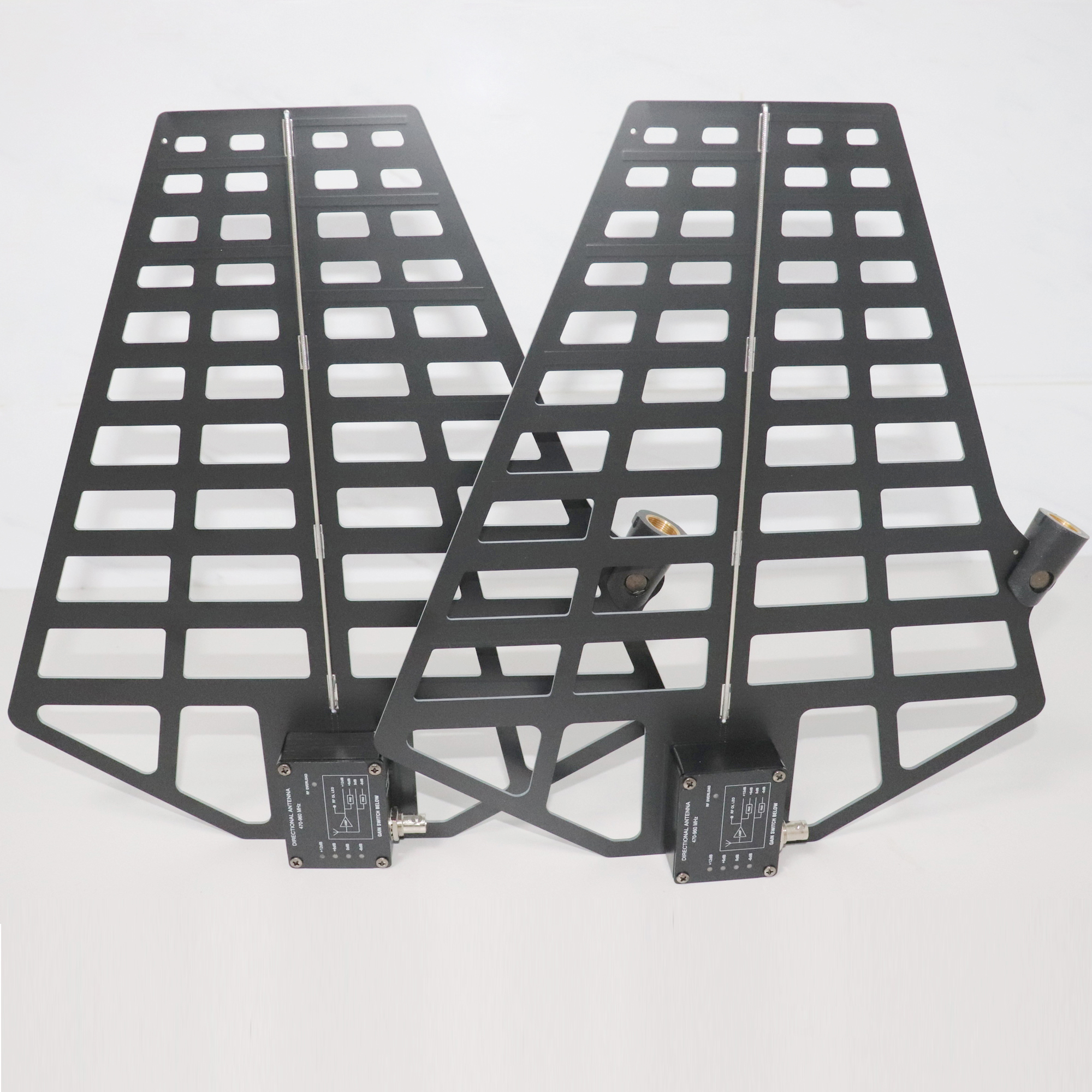Leicozic 8 Channel Antenna Dis - Audio Music Distribution บทวิจารณ์และราคา